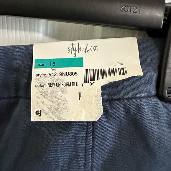 Style & Co NWT Navy (New Uniform Blue) Boyfriend Midrise Pants Size: 16 - Picture 5 of 5
